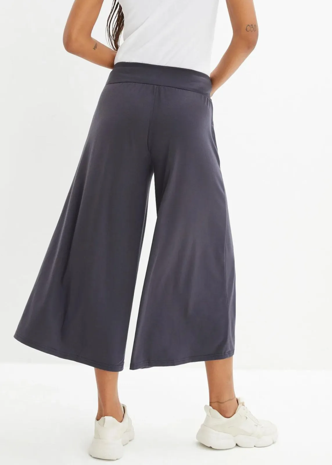 bonprix Nachhaltigere Materialien|Hosen^Loungewear Culotte mit weitem Bein nachtblau