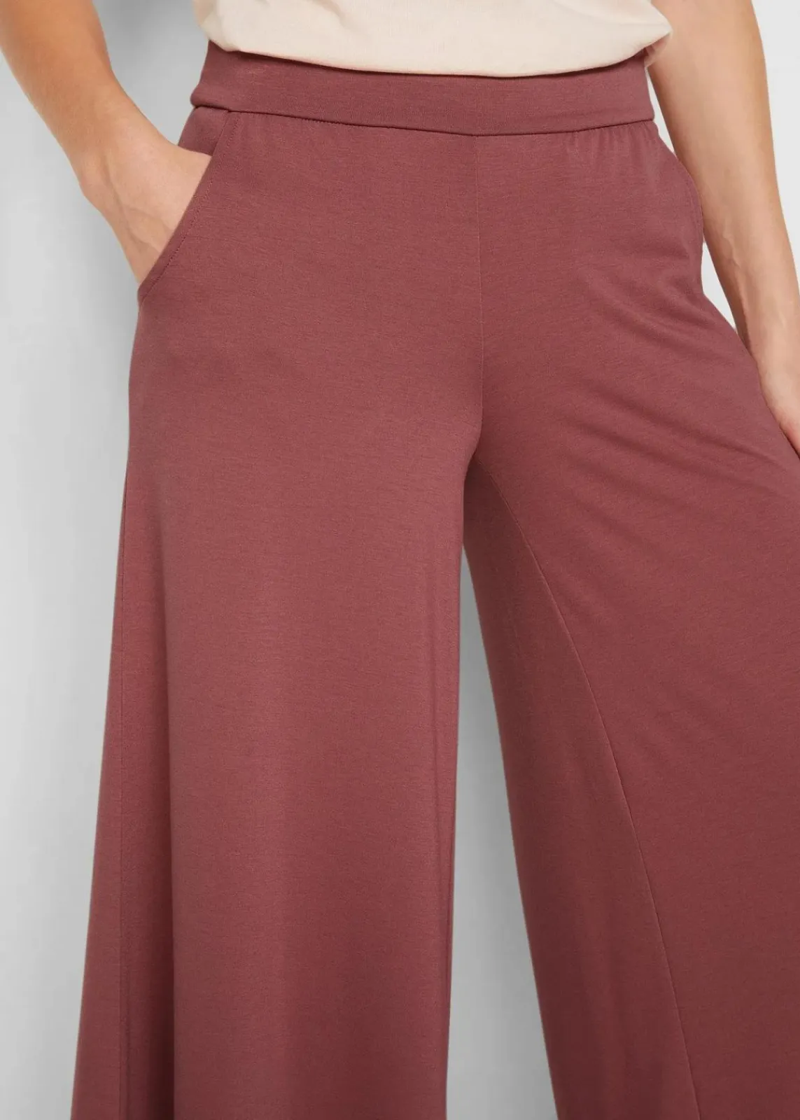 bonprix Nachhaltigere Materialien|Hosen^Loungewear Culotte mit weitem Bein softbeere