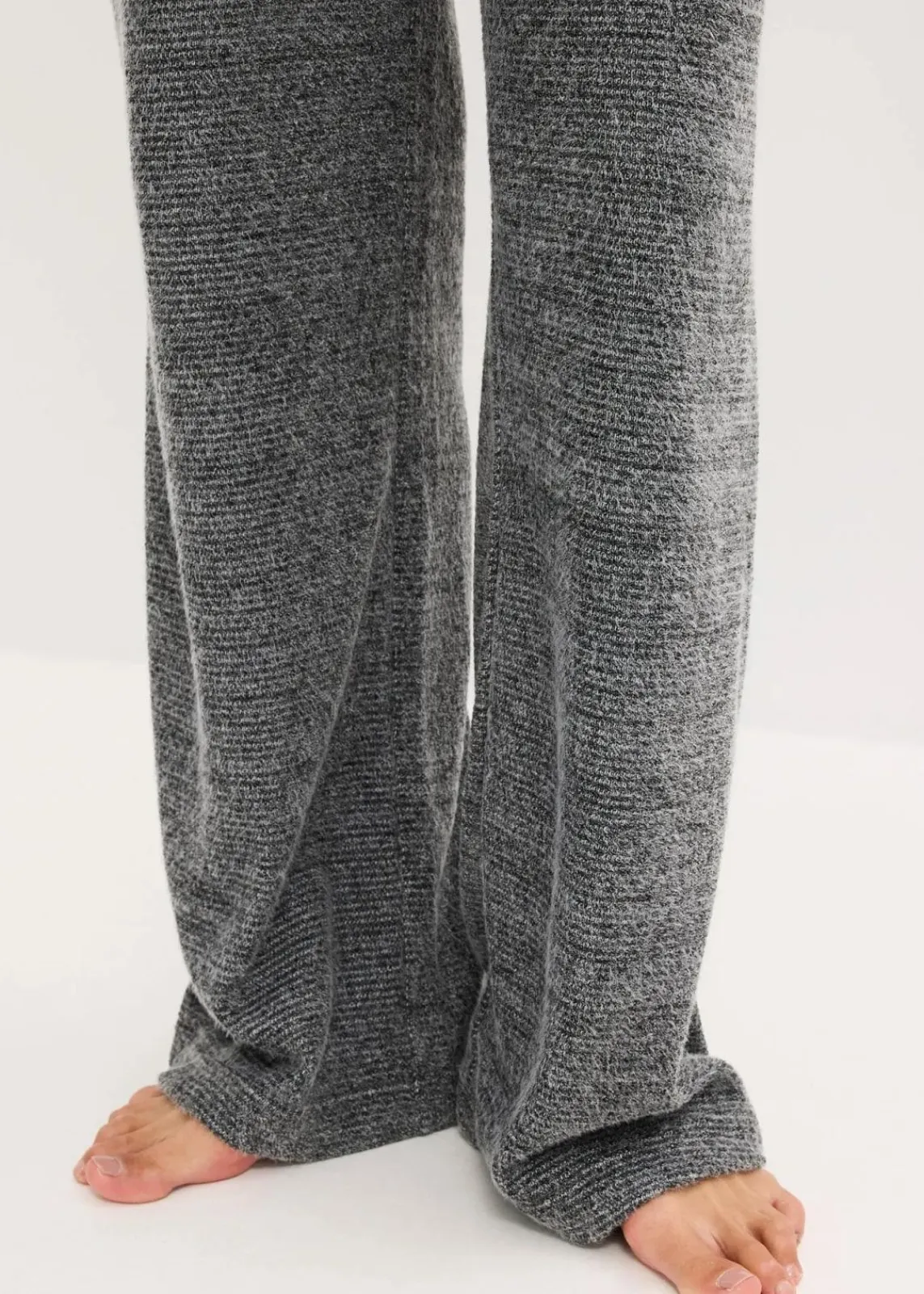 bonprix Wäsche·Homewear|Wäsche·Nachtwäsche^Loungewear Hose aus kuscheligem Chenille schwarz meliert