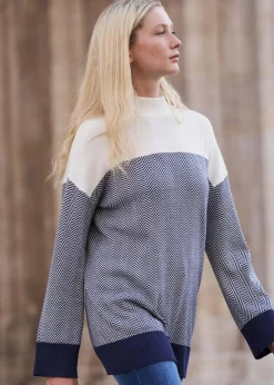 bonprix Bekleidung·Umstandsmode|Bekleidung·Jeans^Lässiger Longpullover wollweiß/dunkelblau graphisch