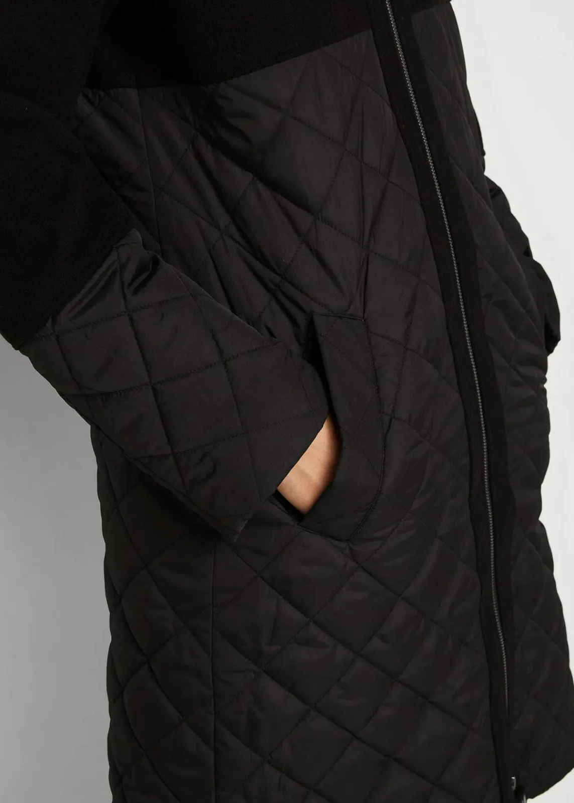 bonprix Bekleidung·Hosen|Jacken & Mäntel^Mantel in Materialmix schwarz