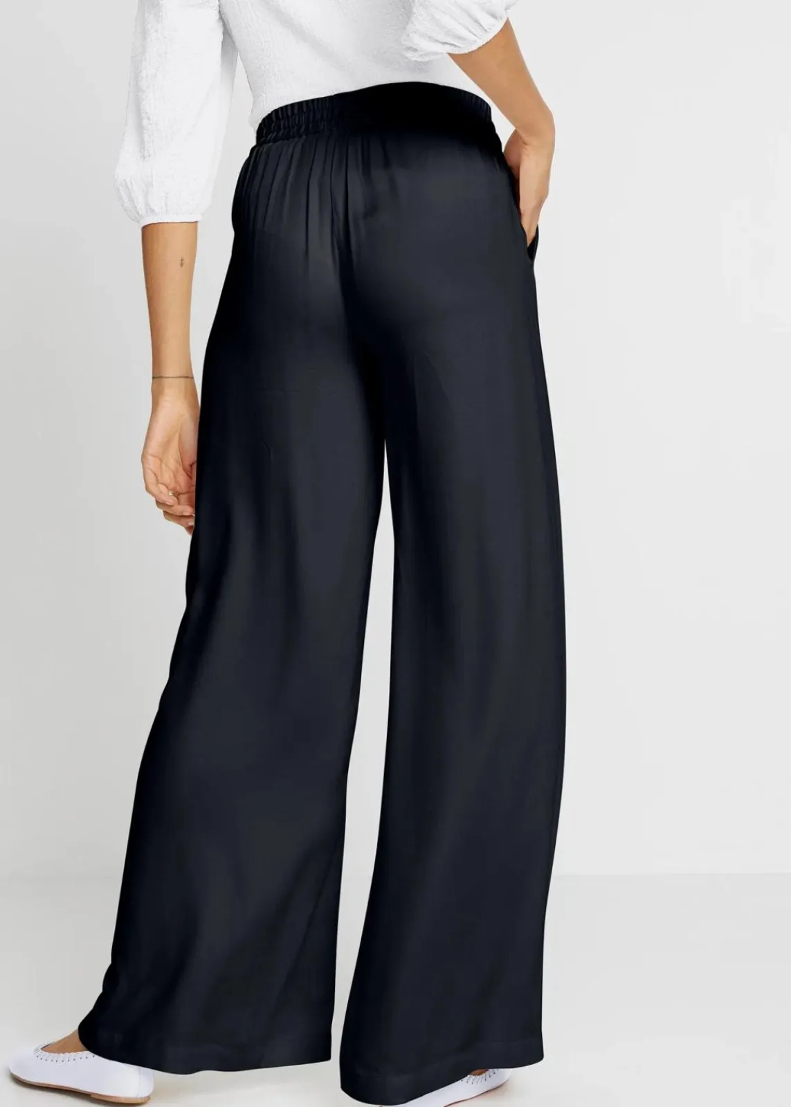 bonprix Bekleidung·Kleider|Hosen^Marlenehose aus leicht glänzender Viskose schwarz