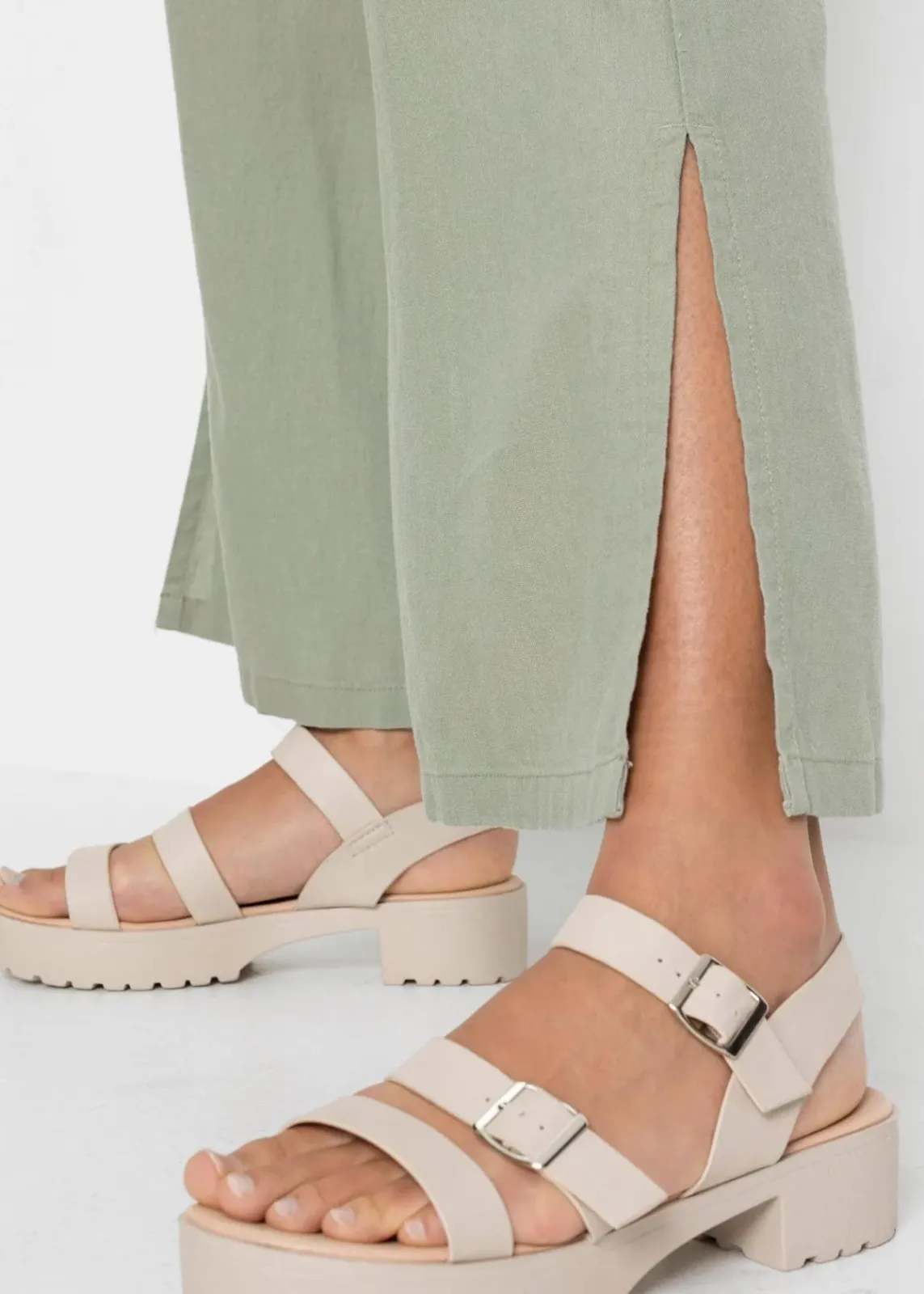 bonprix Bekleidung·Kleider|Hosen^Marlenehose aus Leinen seegras