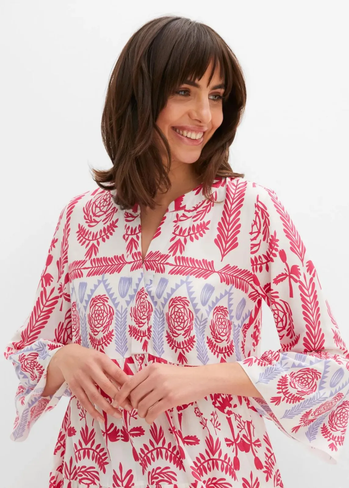 bonprix Nachhaltigere Materialien|Kleider^Maxikleid weiß/pink/blaulila bedruckt