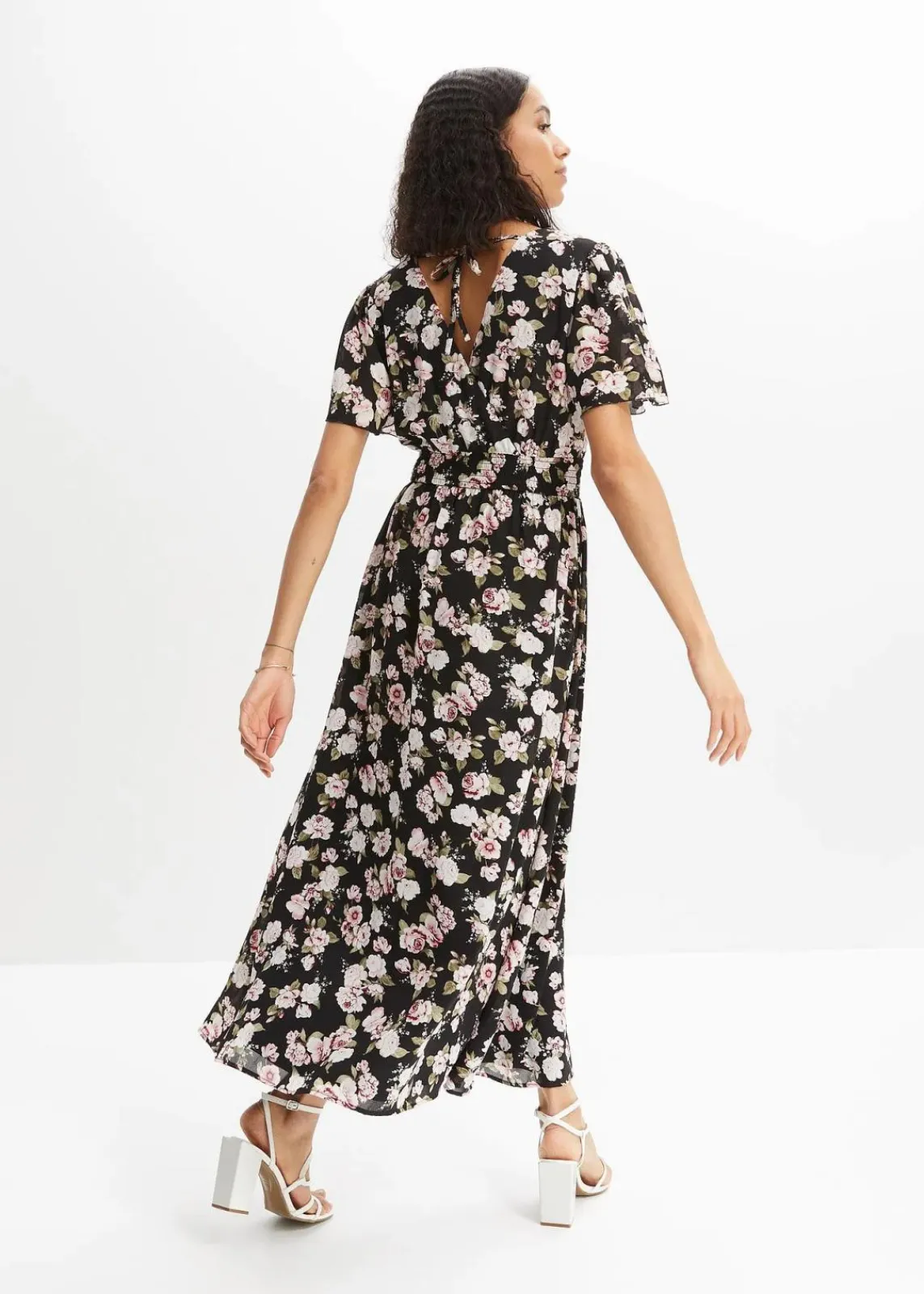 bonprix Nachhaltigere Materialien|Kleider^Maxikleid schwarz rosen-blüten