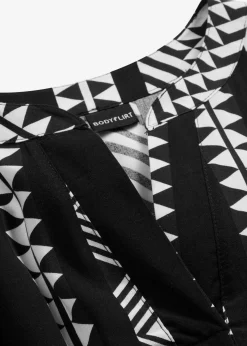 bonprix Nachhaltigere Materialien|Kleider^Maxikleid aus fließender Viskose schwarz/wollweiß graphisch bedruckt