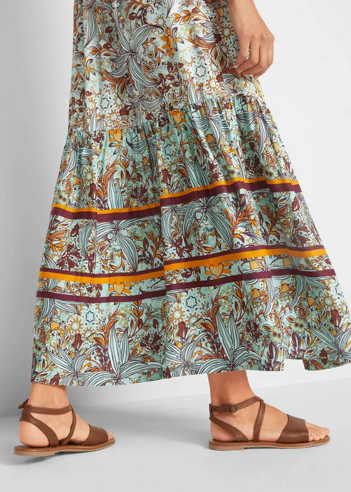 bonprix Bekleidung·Pullover & Strickjacken|Kleider^Maxikleid aus fließender Viskose seegrün floral