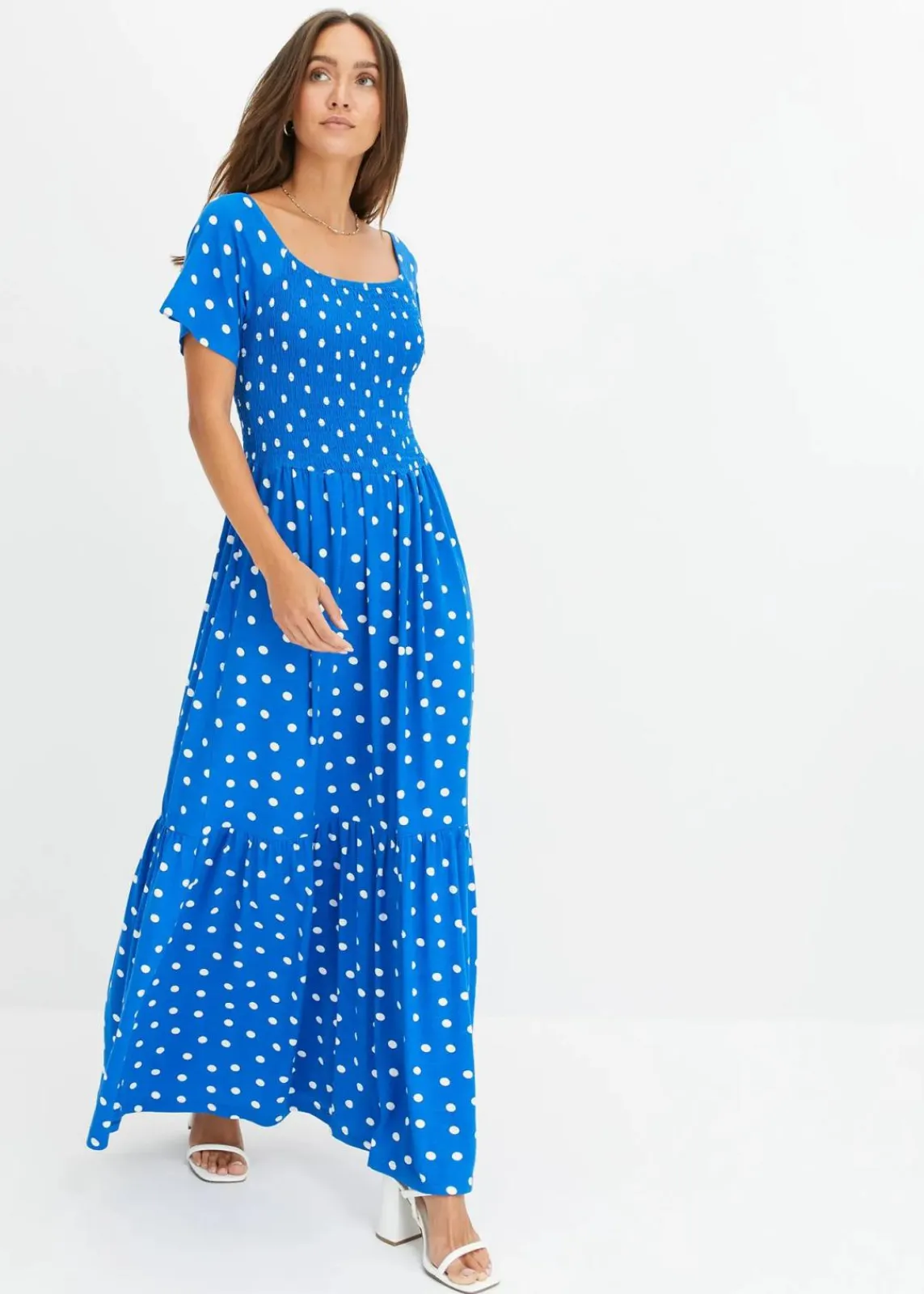 bonprix Nachhaltigere Materialien|Kleider^Maxikleid aus nachhaltiger Viskose blau gepunktet