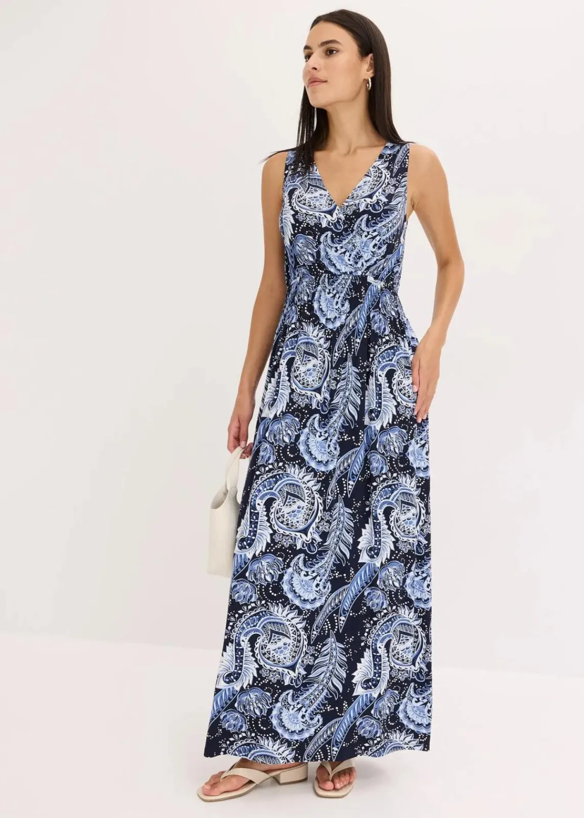 bonprix Nachhaltigere Materialien|Kleider^Maxikleid aus softem Viskose-Mix dunkelblau/hellblau paisley