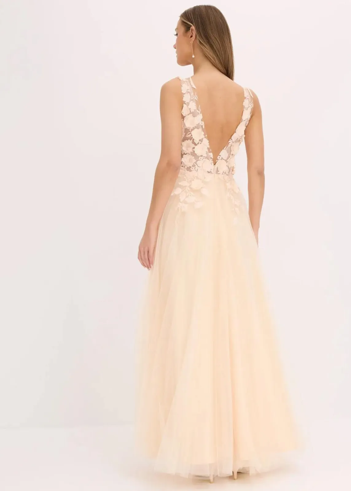 bonprix Festliche Mode|Kleider^Maxikleid aus zartem Tüll mit Blumen-Applikation champagner