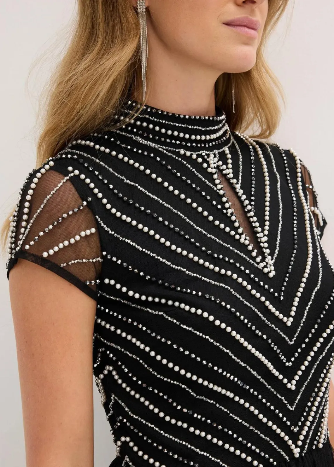bonprix Bekleidung·Pullover & Strickjacken|Festliche Mode^Maxikleid mit Perlenstickerei schwarz