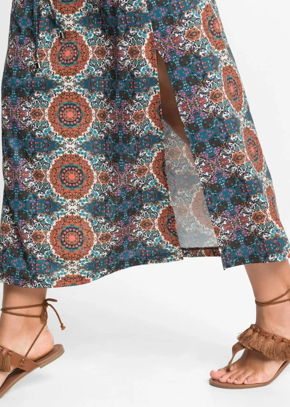 bonprix Bekleidung·Pullover & Strickjacken|Kleider^Maxikleid mit Seitenschlitzen braun gepunktet