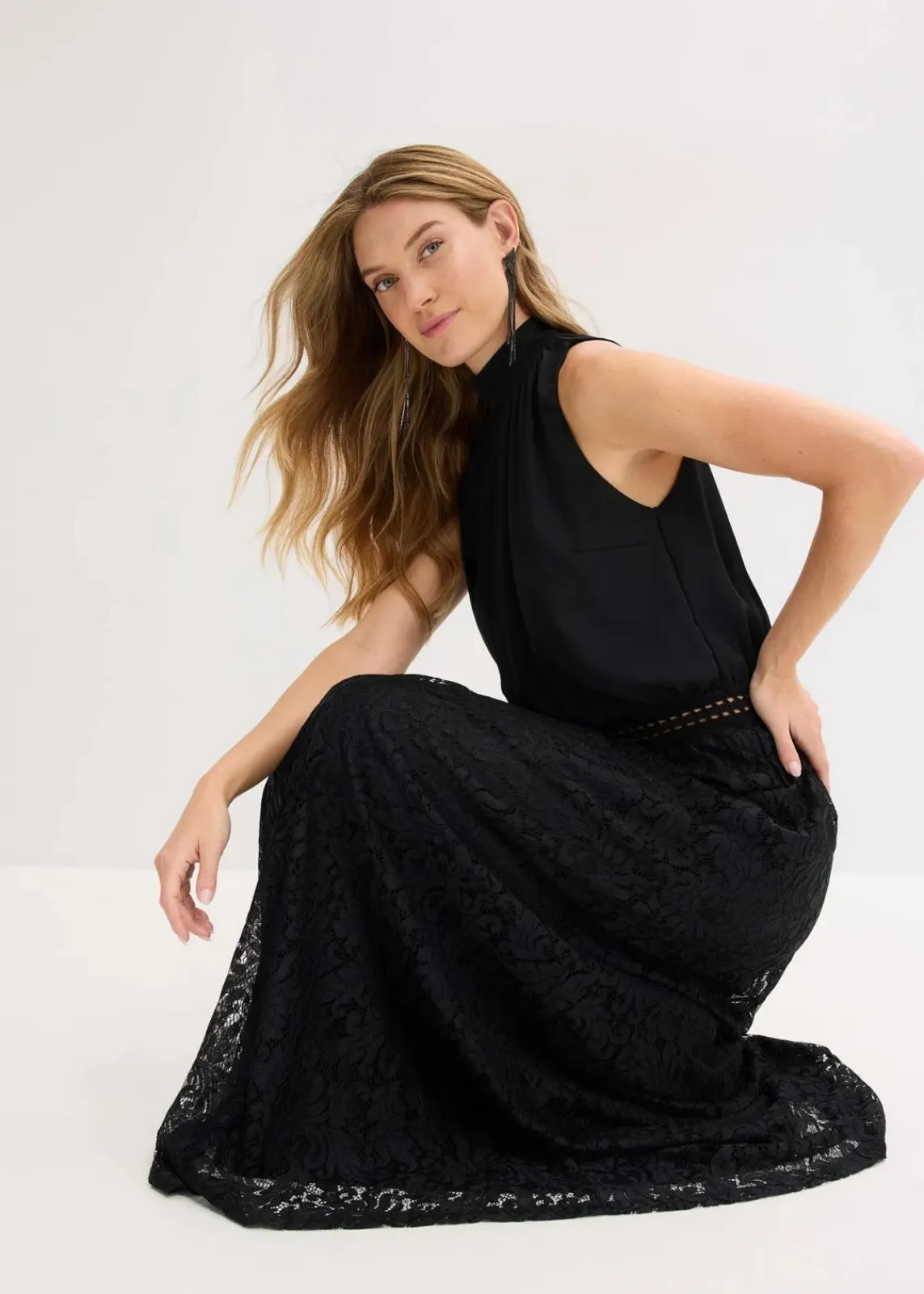 bonprix Bekleidung·Pullover & Strickjacken|Festliche Mode^Maxikleid mit Spitzen-Rock schwarz