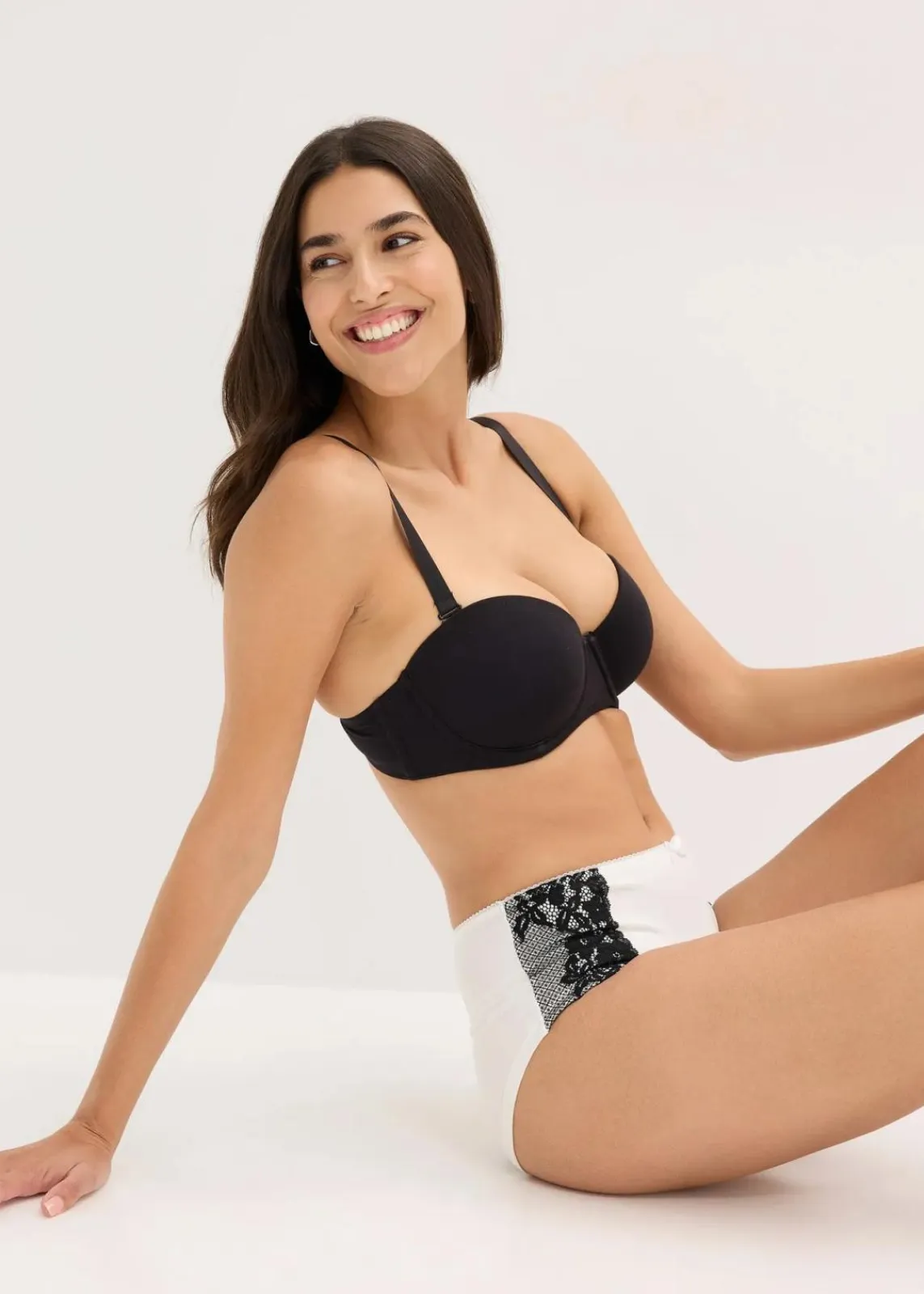 bonprix Wäsche·Höschen|Nachhaltigere Materialien^Maxipanty mit Bio-Baumwolle (4er Pack) schwarz + wollweiß
