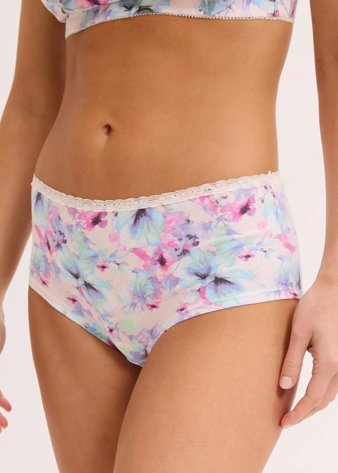 bonprix Wäsche·Baumwollunterwäsche|Wäsche·Höschen^Maxipanty mit Bio-Baumwolle (4er Pack) hellrosa geblümt+beere+hellmenthol