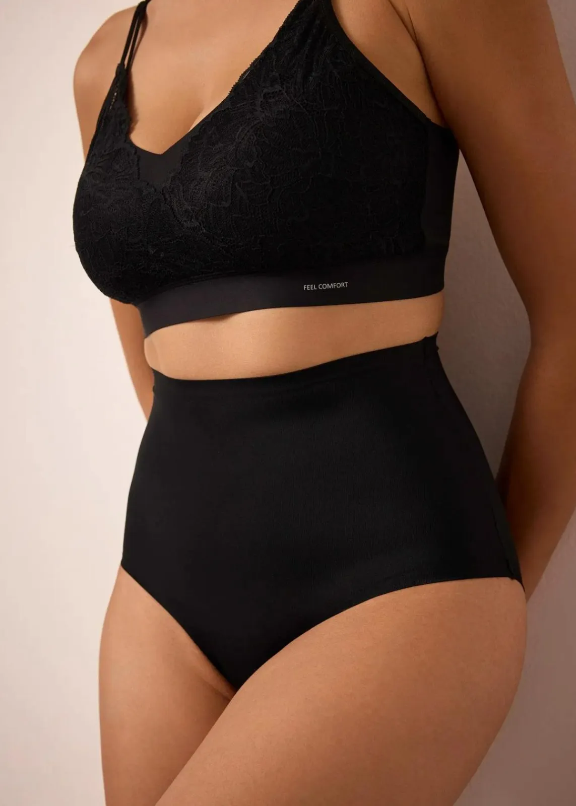 bonprix Wäsche·Basics|Wäsche·Shapewear^Medium Shape Panty (3er Pack) schwarz