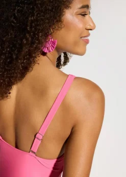 bonprix Nachhaltigere Materialien|Shapewear^Medium Shape-Badeanzug mit eckigem Ausschnitt beere