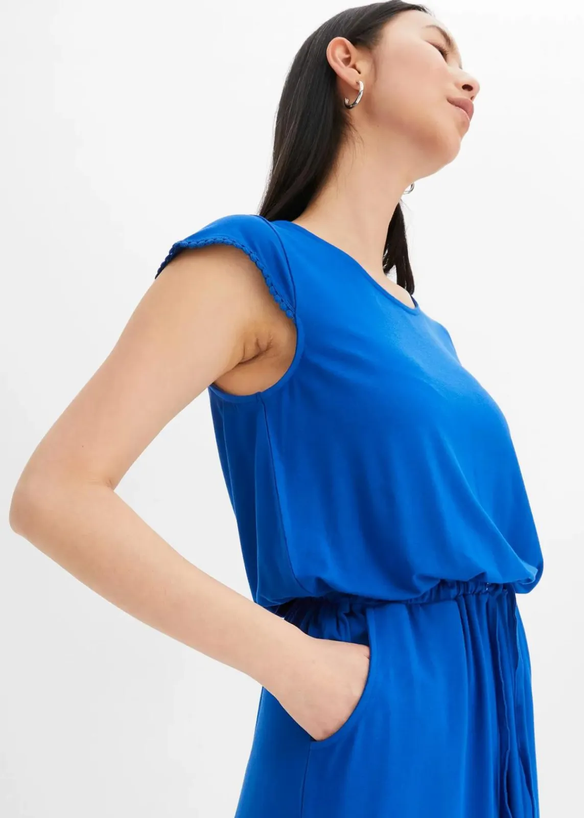 bonprix Nachhaltigere Materialien^Midi-Jerseykleid aus nachhaltiger Viskose mit Elasthan arktikblau