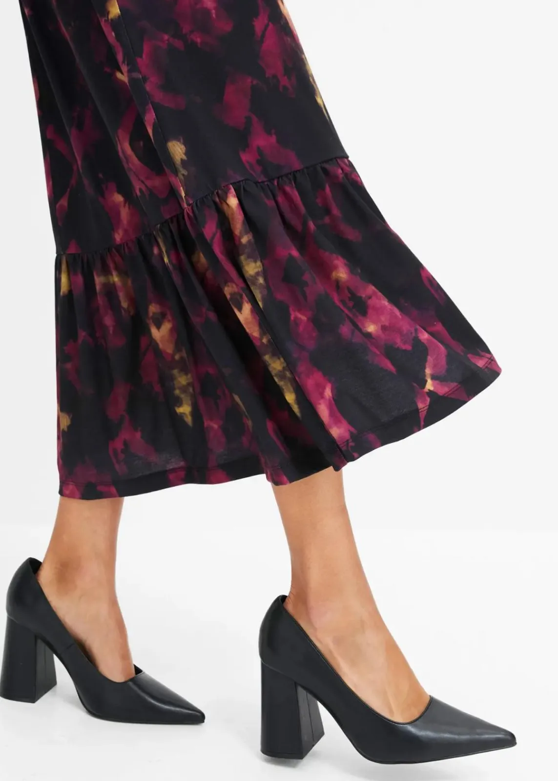 bonprix Kleider^Midikleid schwarz/lila bedruckt