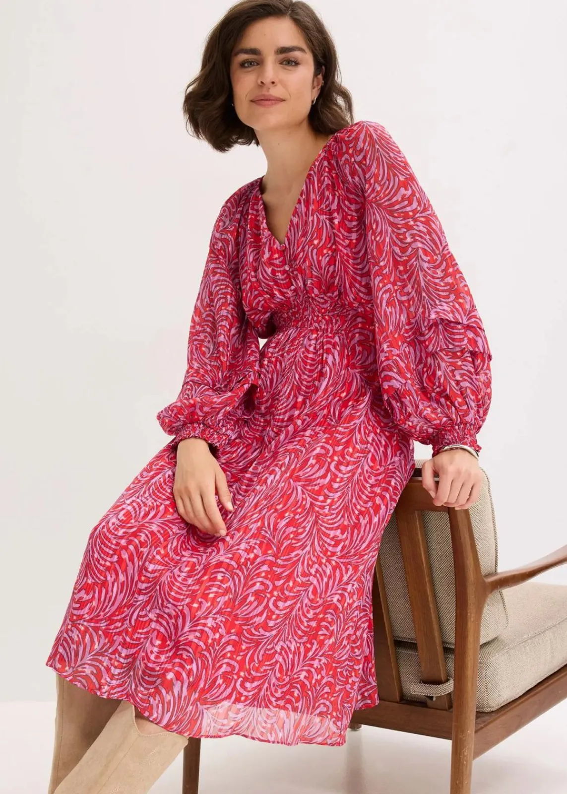 bonprix Kleider|Bekleidung·Pullover & Strickjacken^Midikleid rot/lila bedruckt