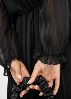 bonprix Bekleidung·Pullover & Strickjacken|Kleider^Midikleid schwarz