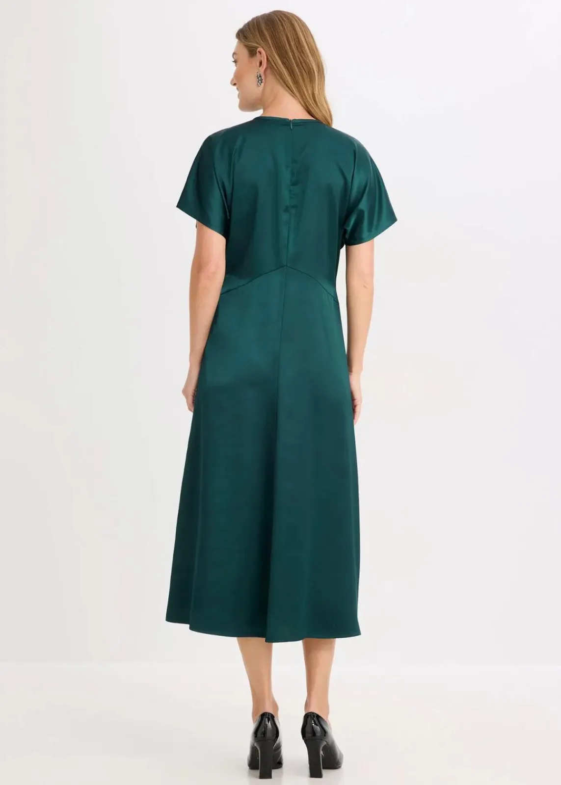 bonprix Nachhaltigere Materialien|Kleider^Midikleid tiefgrün