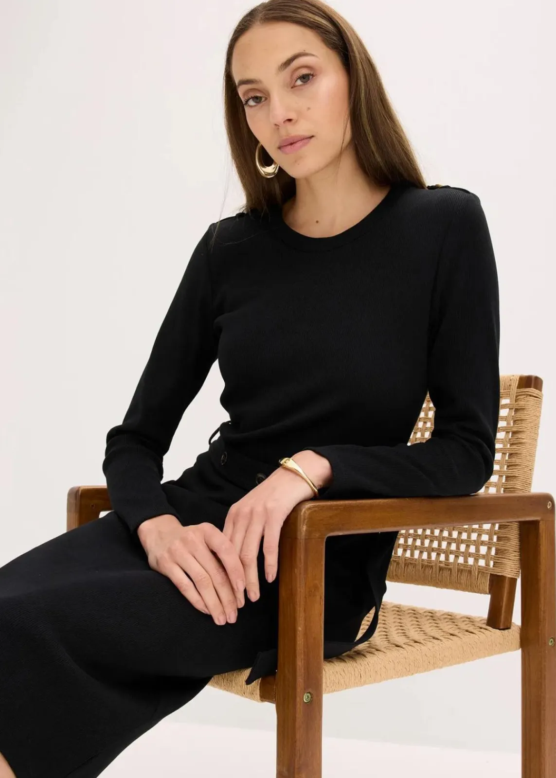 bonprix Nachhaltigere Materialien|Kleider^Midikleid aus elastischem Baumwoll-Mix schwarz