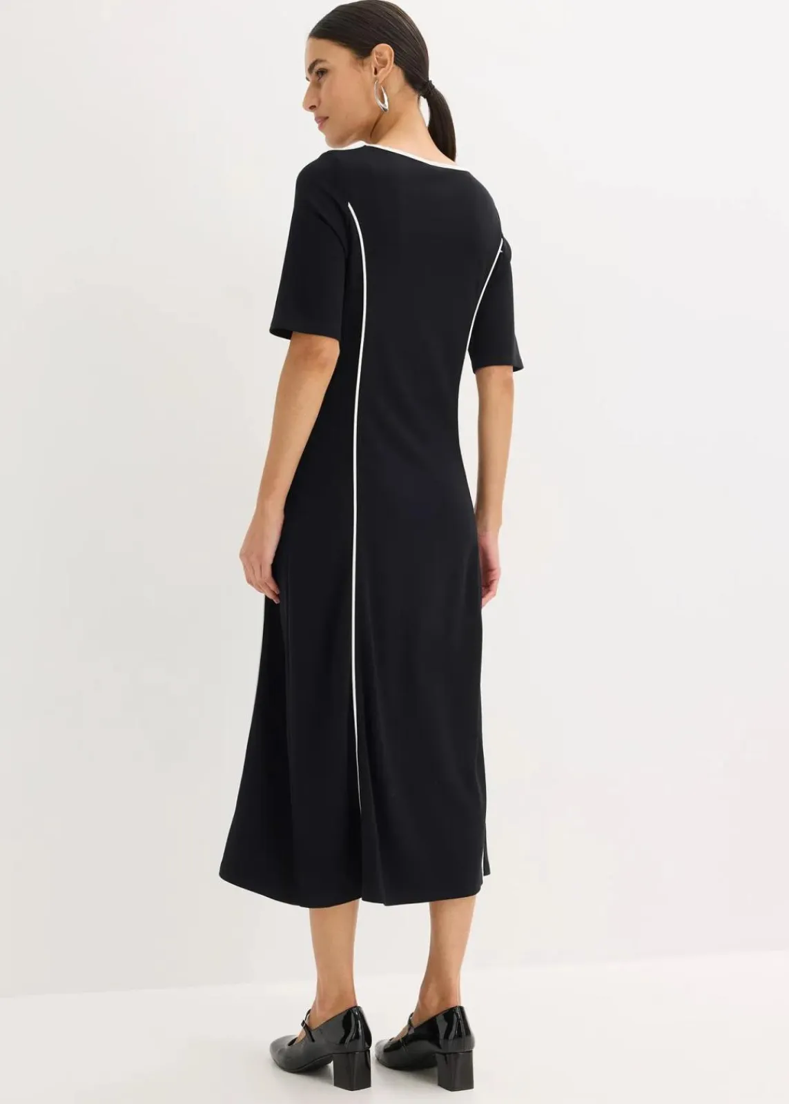 bonprix Bekleidung·Pullover & Strickjacken|Kleider^Midikleid aus Punto di Roma schwarz/wollweiß