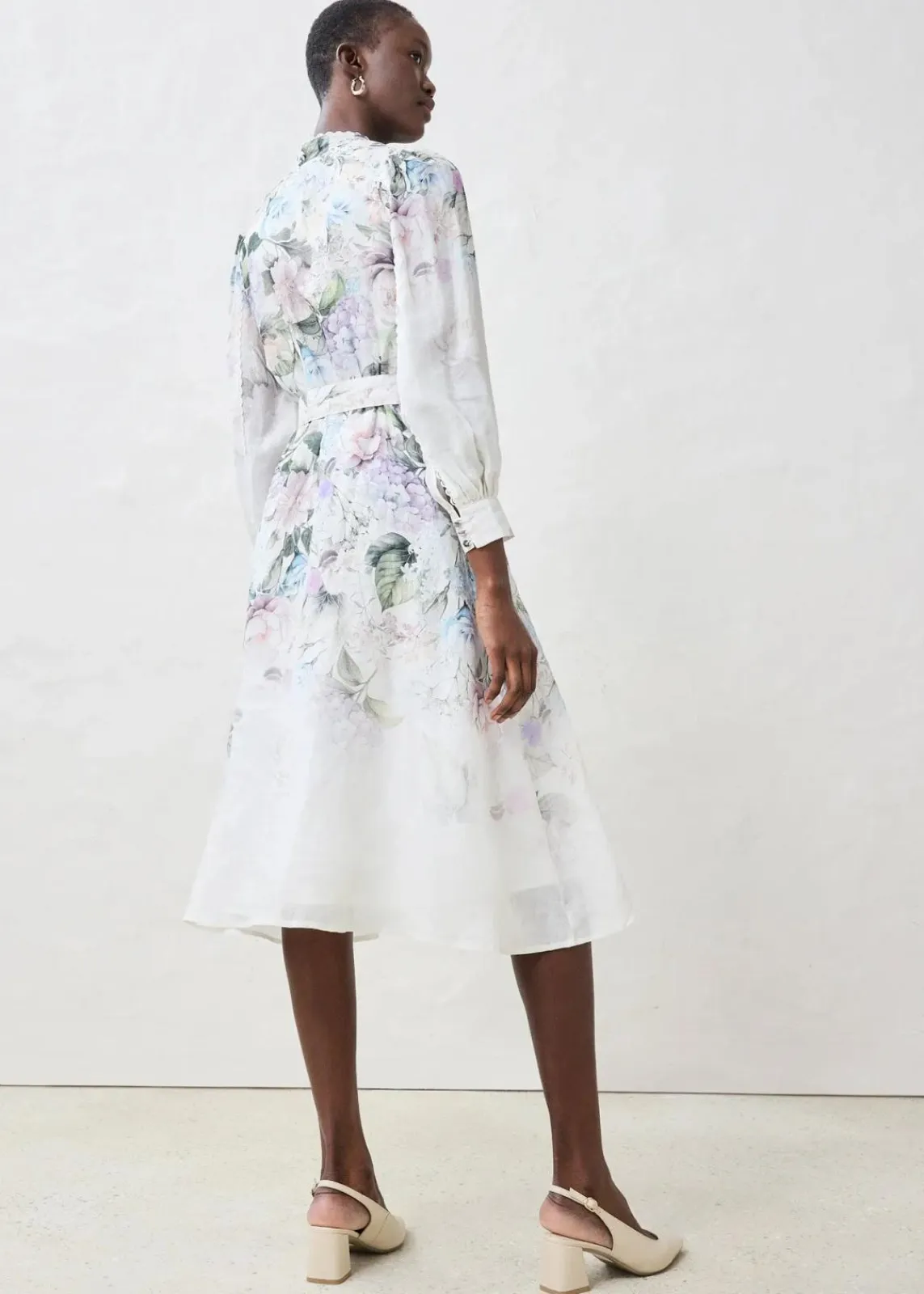 bonprix Premium|Kleider^Midikleid aus Ramie (2 tlg.Set mit Gürtel) puderflieder floral