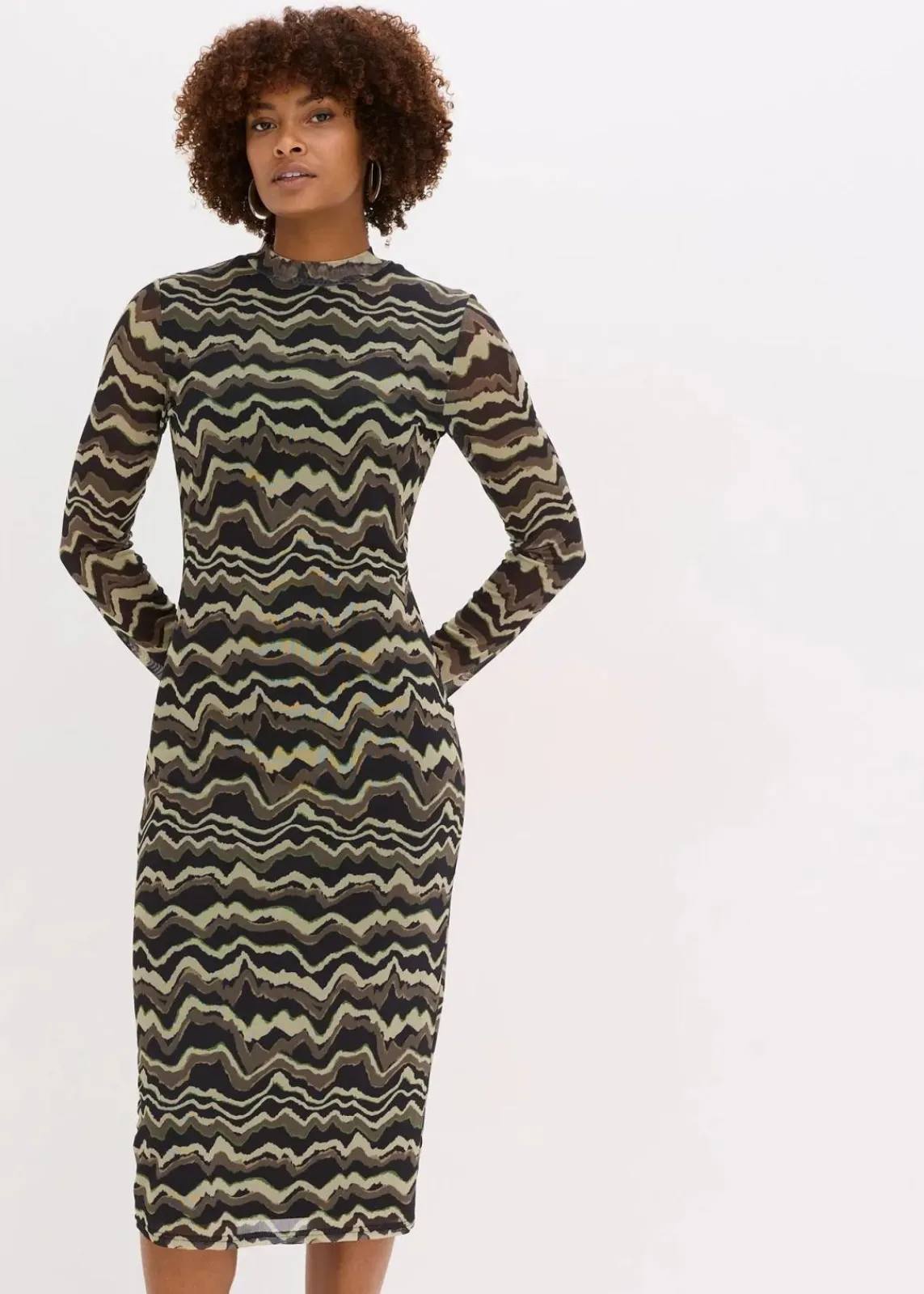 bonprix Nachhaltigere Materialien|Kleider^Midikleid aus softem Mesh dunkeloliv bedruckt