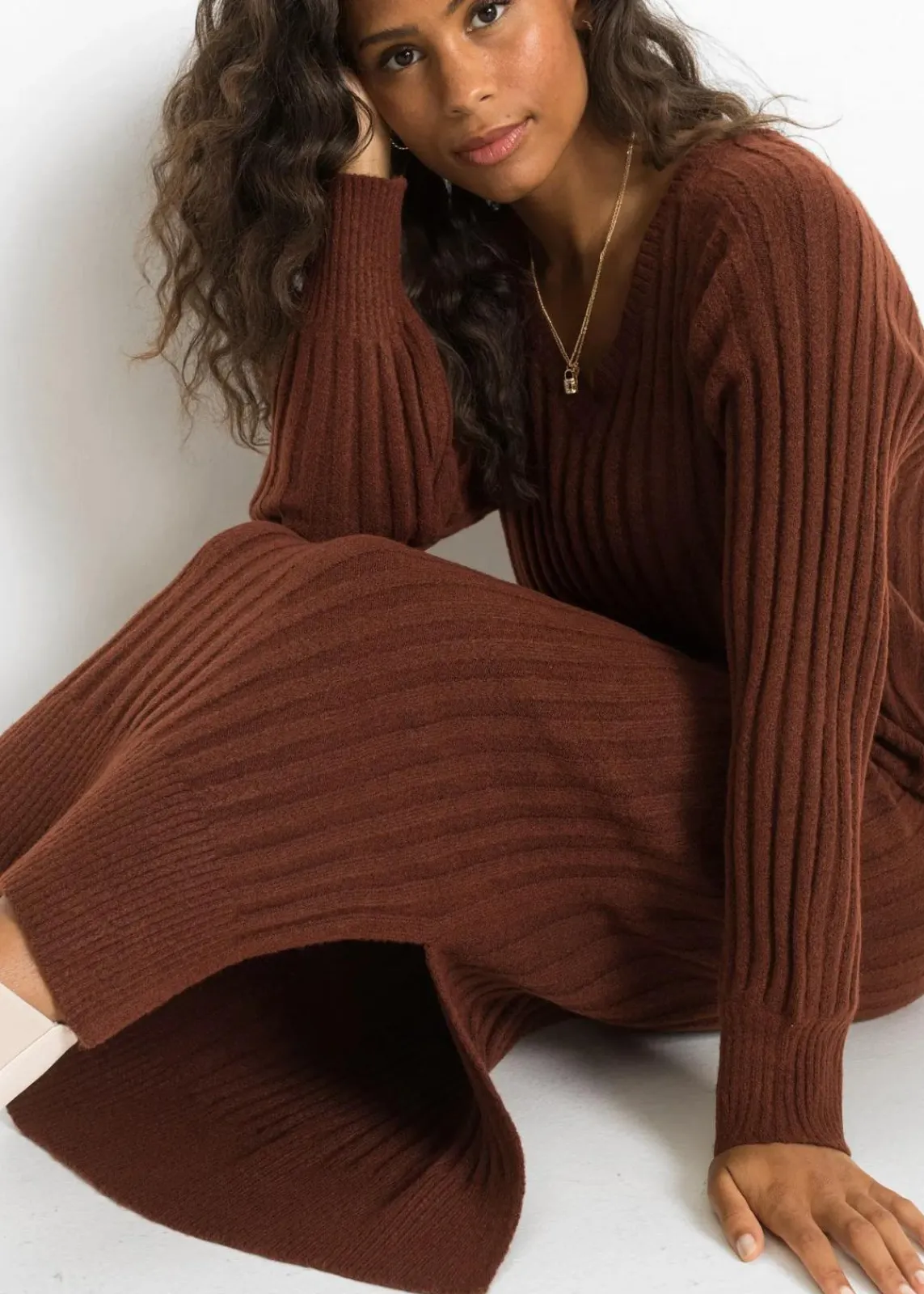 bonprix Bekleidung·Umstandsmode|Bekleidung·Pullover & Strickjacken^Midi-Strickkleid mahagonibraun