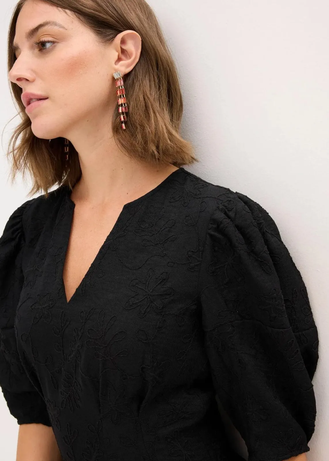 bonprix Bekleidung·Pullover & Strickjacken|Kleider^Minikleid schwarz
