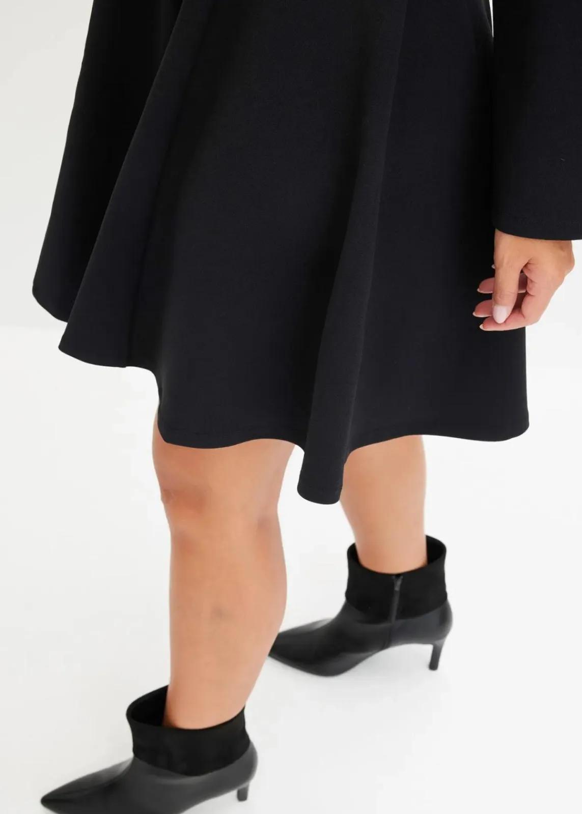 bonprix Bekleidung·Pullover & Strickjacken|Kleider^Minikleid schwarz