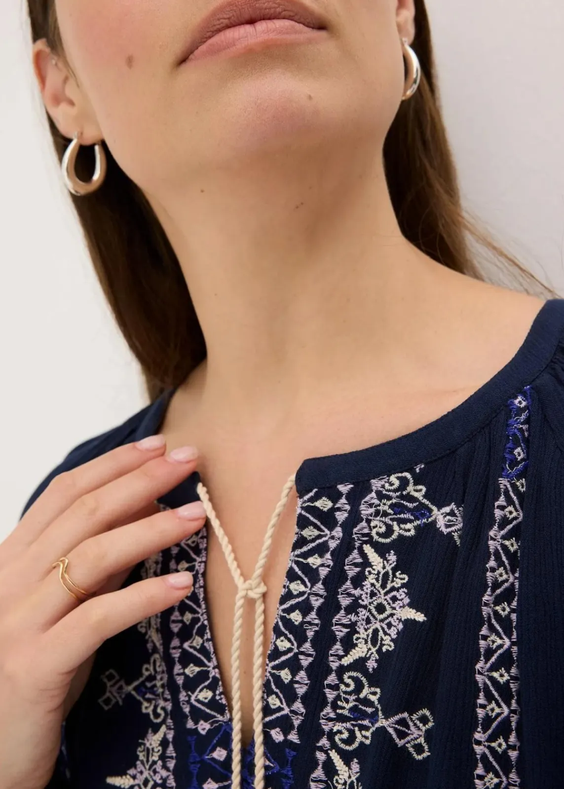 bonprix Kleider|Bekleidung·Pullover & Strickjacken^Minikleid dunkelblau
