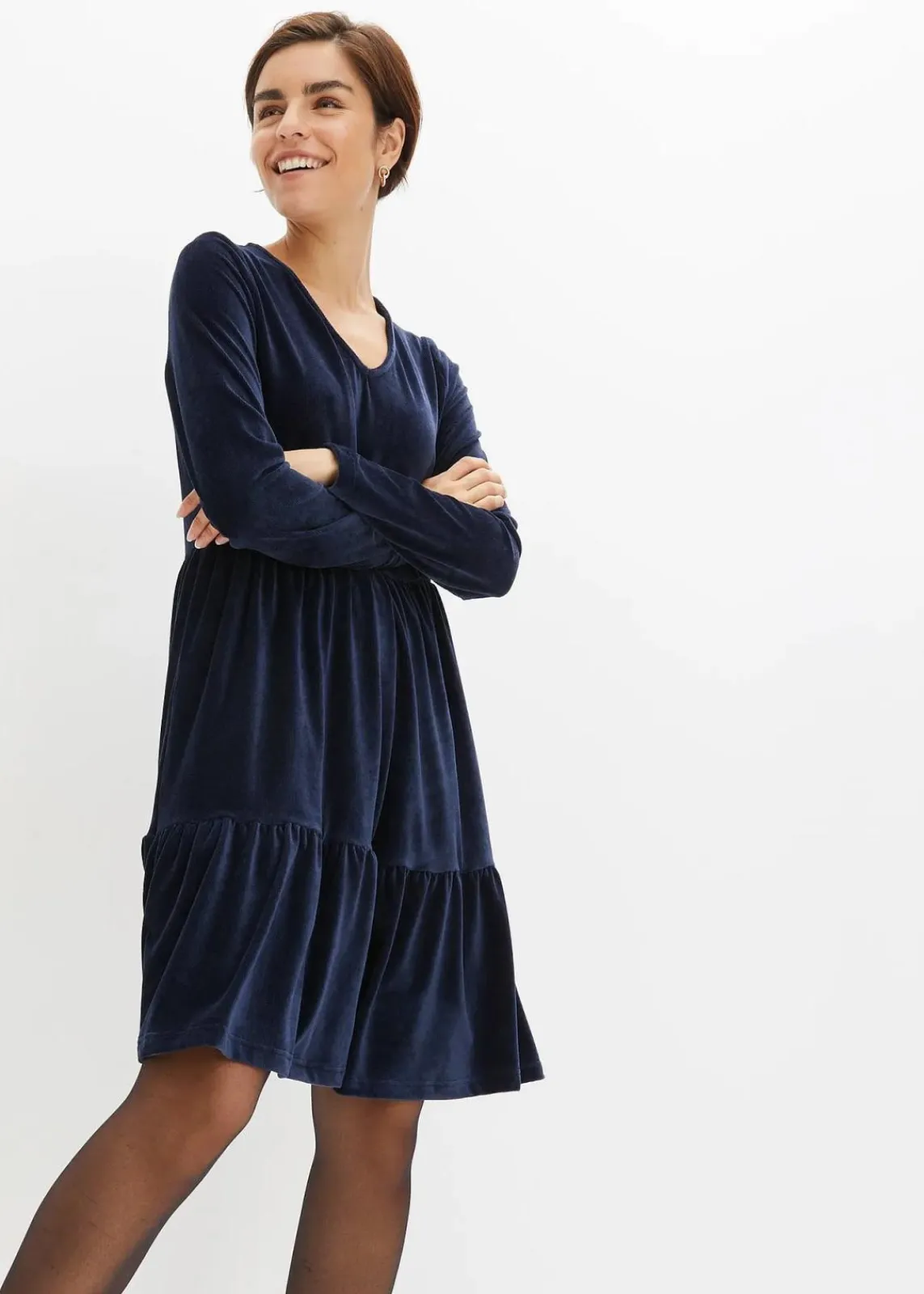 bonprix Bekleidung·Pullover & Strickjacken|Kleider^Minikleid aus elastischen Samt dunkelblau