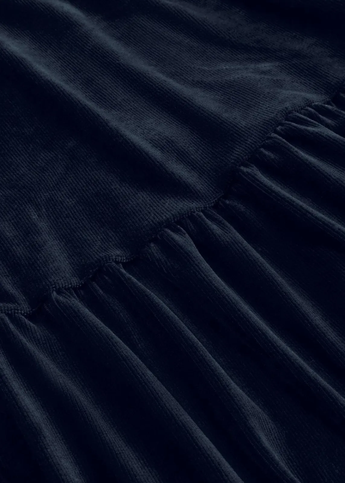 bonprix Bekleidung·Pullover & Strickjacken|Kleider^Minikleid aus elastischen Samt dunkelblau