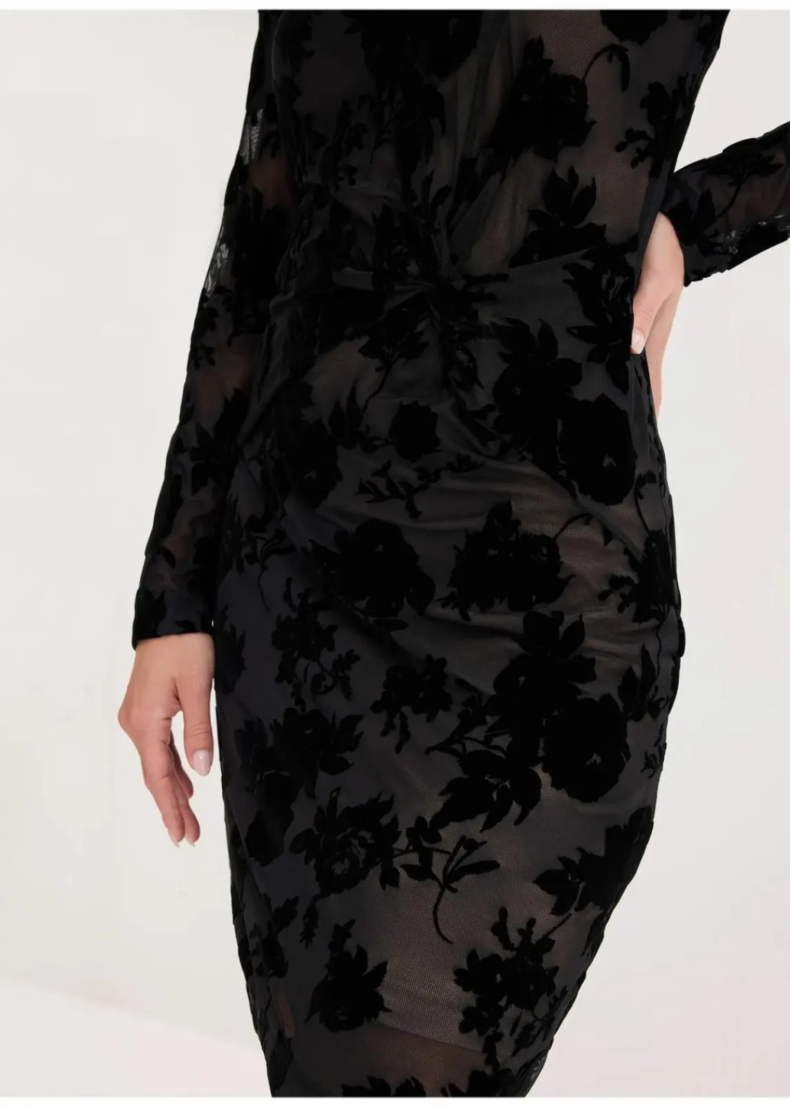 bonprix Bekleidung·Pullover & Strickjacken|Festliche Mode^Minikleid aus feinem Mesh mit Flockprint schwarz/beige floral