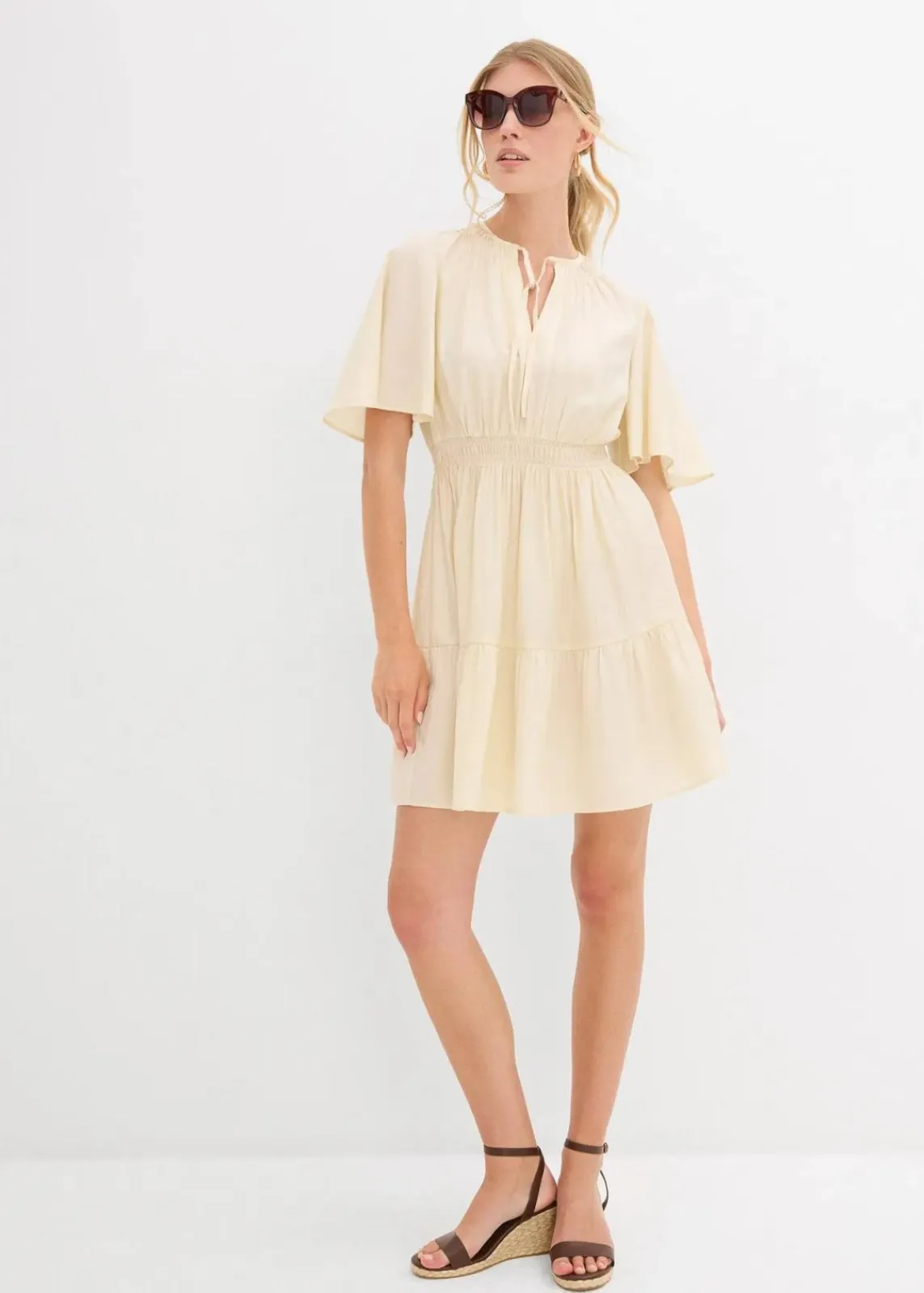 bonprix Kleider|Bekleidung·Pullover & Strickjacken^Minikleid aus fließendem Viskose-Mix natur