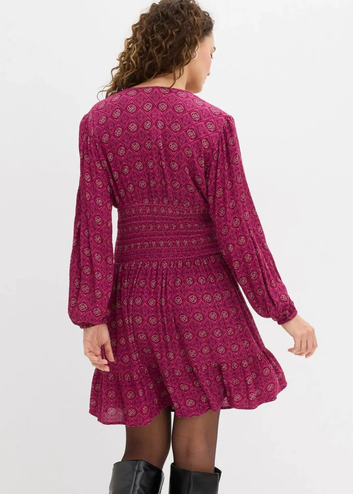 bonprix Nachhaltigere Materialien|Kleider^Minikleid aus fließender Viskose violett bedruckt