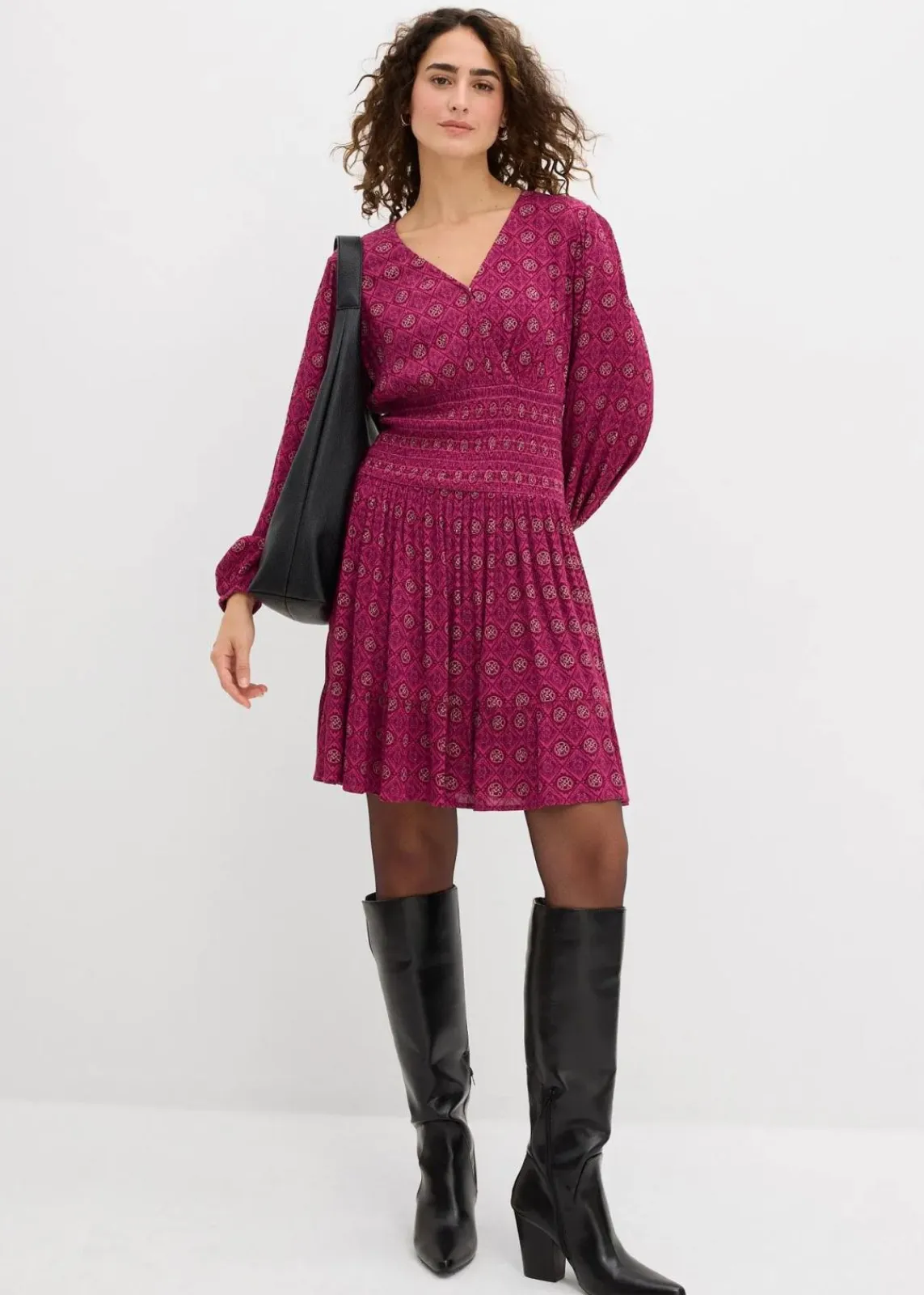 bonprix Nachhaltigere Materialien|Kleider^Minikleid aus fließender Viskose violett bedruckt