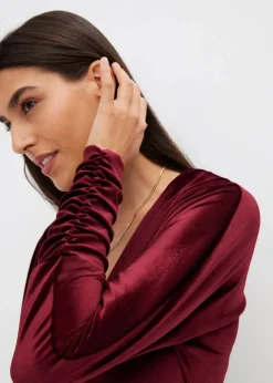 bonprix Bekleidung·Pullover & Strickjacken|Kleider^Minikleid aus softem Samt ahornrot