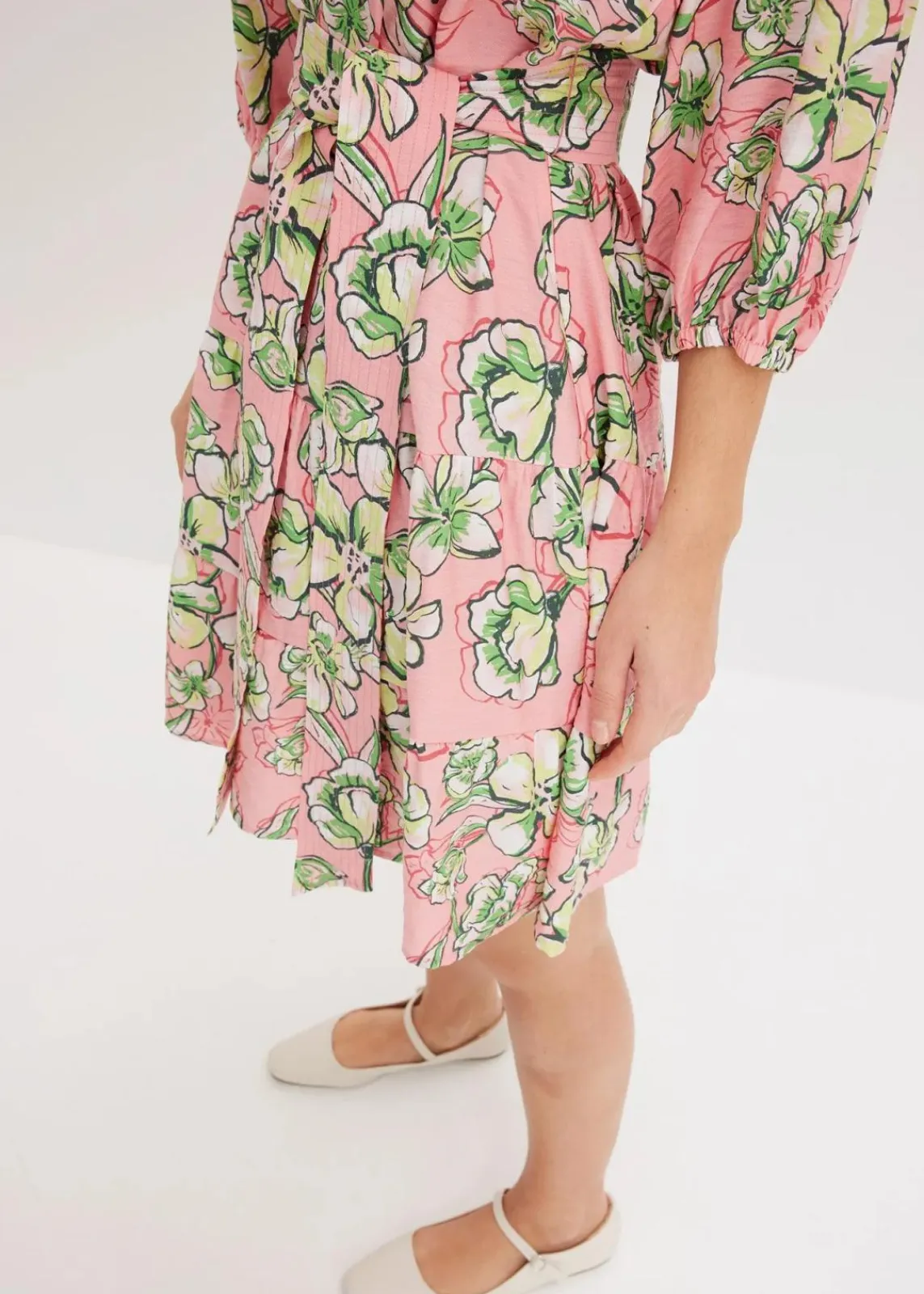 bonprix Kleider|Bekleidung·Pullover & Strickjacken^Minikleid aus softem Viskose-Mix softrosa bedruckt