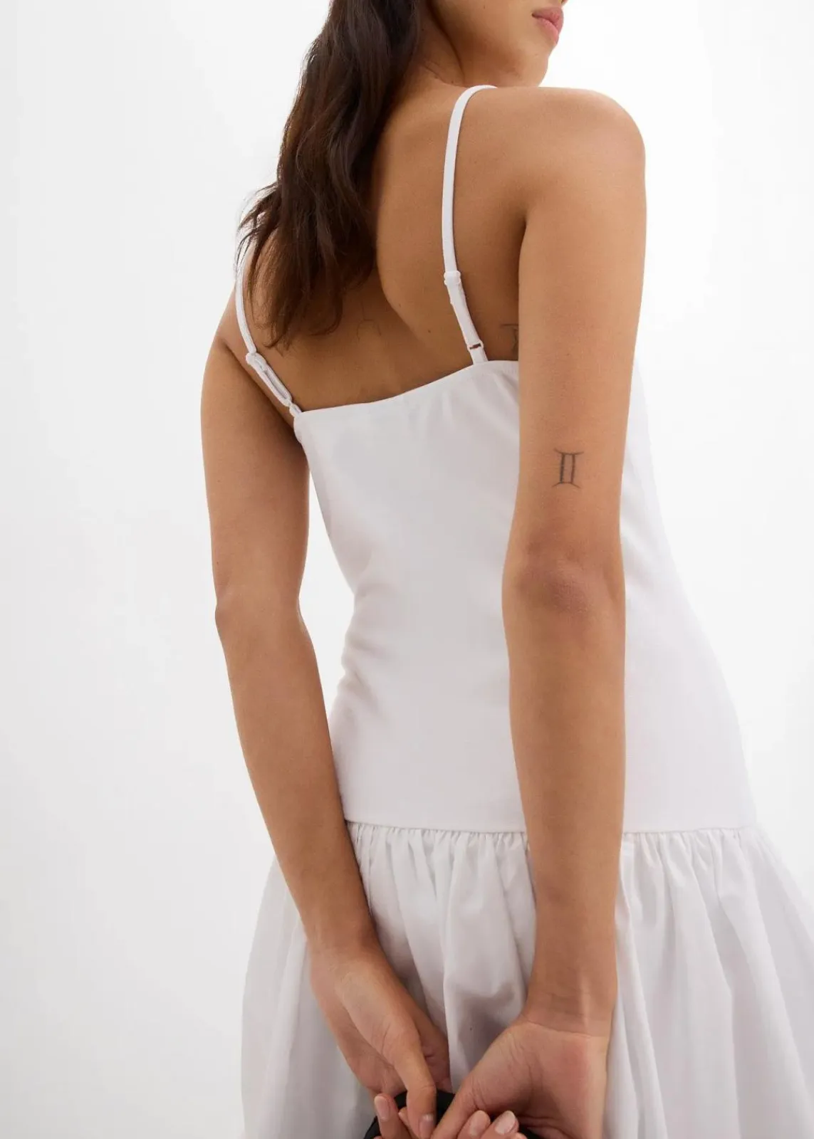bonprix Kleider^Minikleid mit Ballonrock weiß