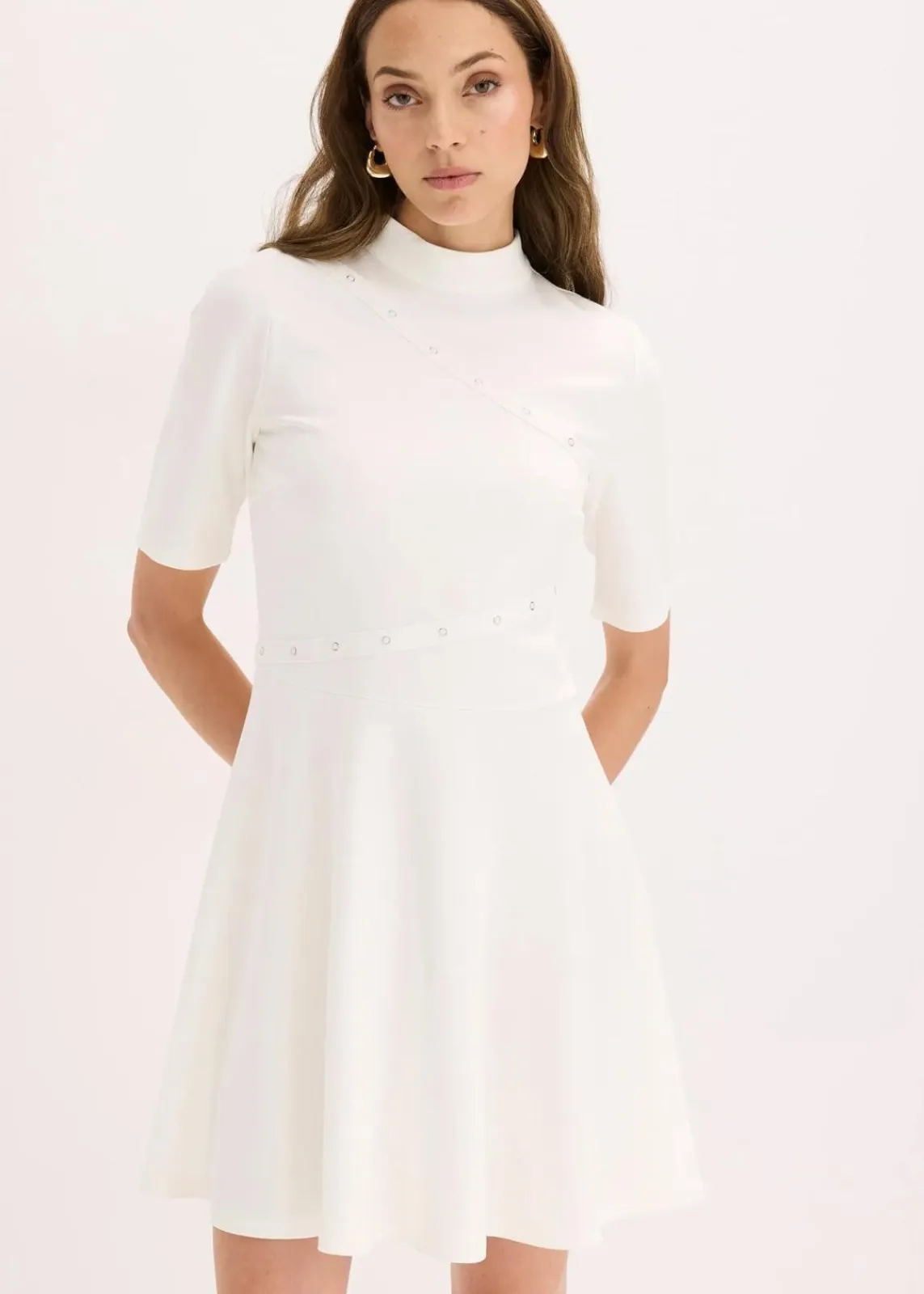 bonprix Bekleidung·Pullover & Strickjacken|Kleider^Minikleid mit Nieten wollweiß