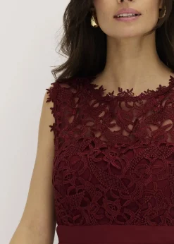 bonprix Kleider|Festliche Mode^Minikleid mit Spitze rubinrot
