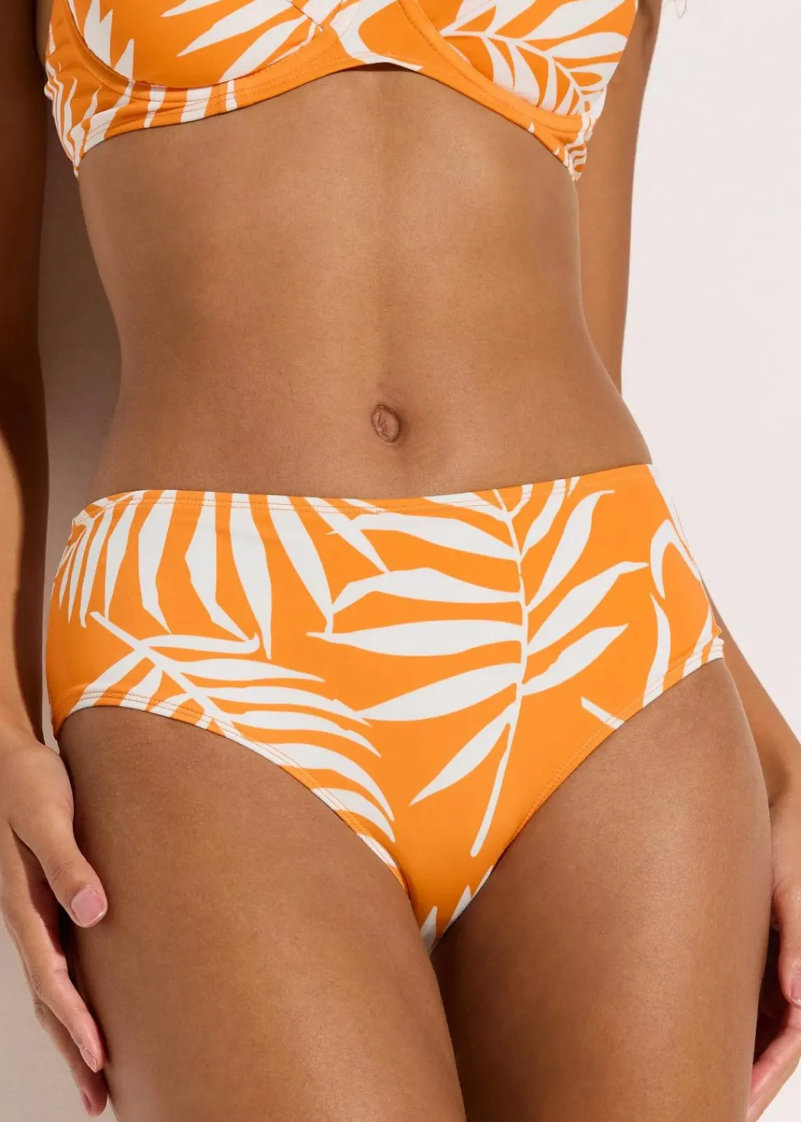 bonprix Nachhaltigere Materialien|Bademode·Bikinis^Minimizer Bikini (2-tlg.Set) orange floral