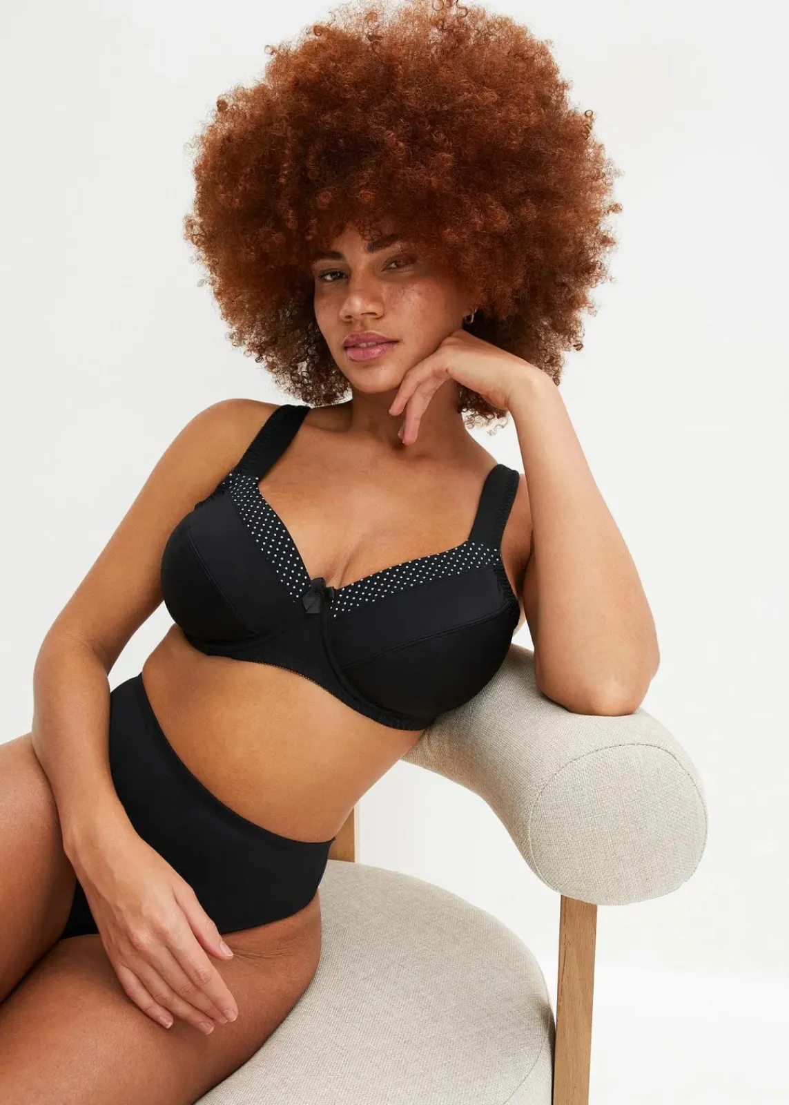 bonprix Große Cups D-H|Bhs^Minimizer-BH mit gepolsterten Trägern schwarz/kreidebeige