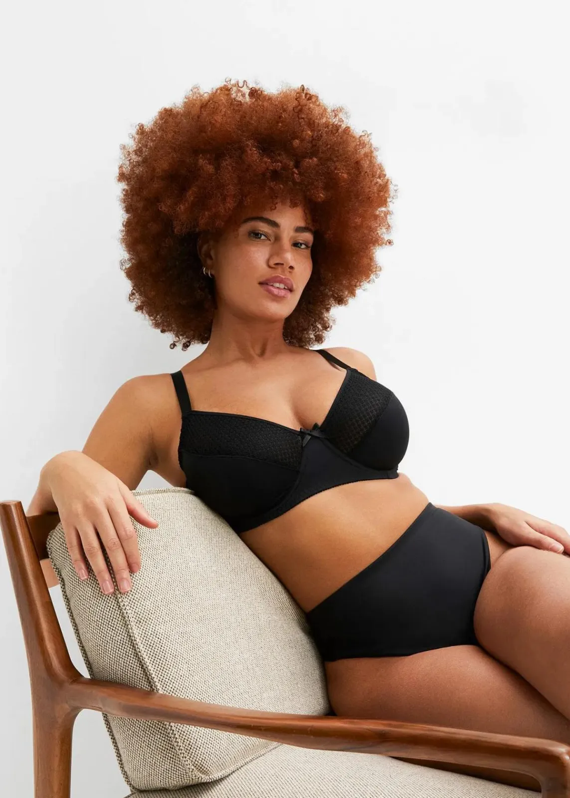 bonprix Große Cups D-H|Bhs^Minimizer-BH mit Mesh schwarz