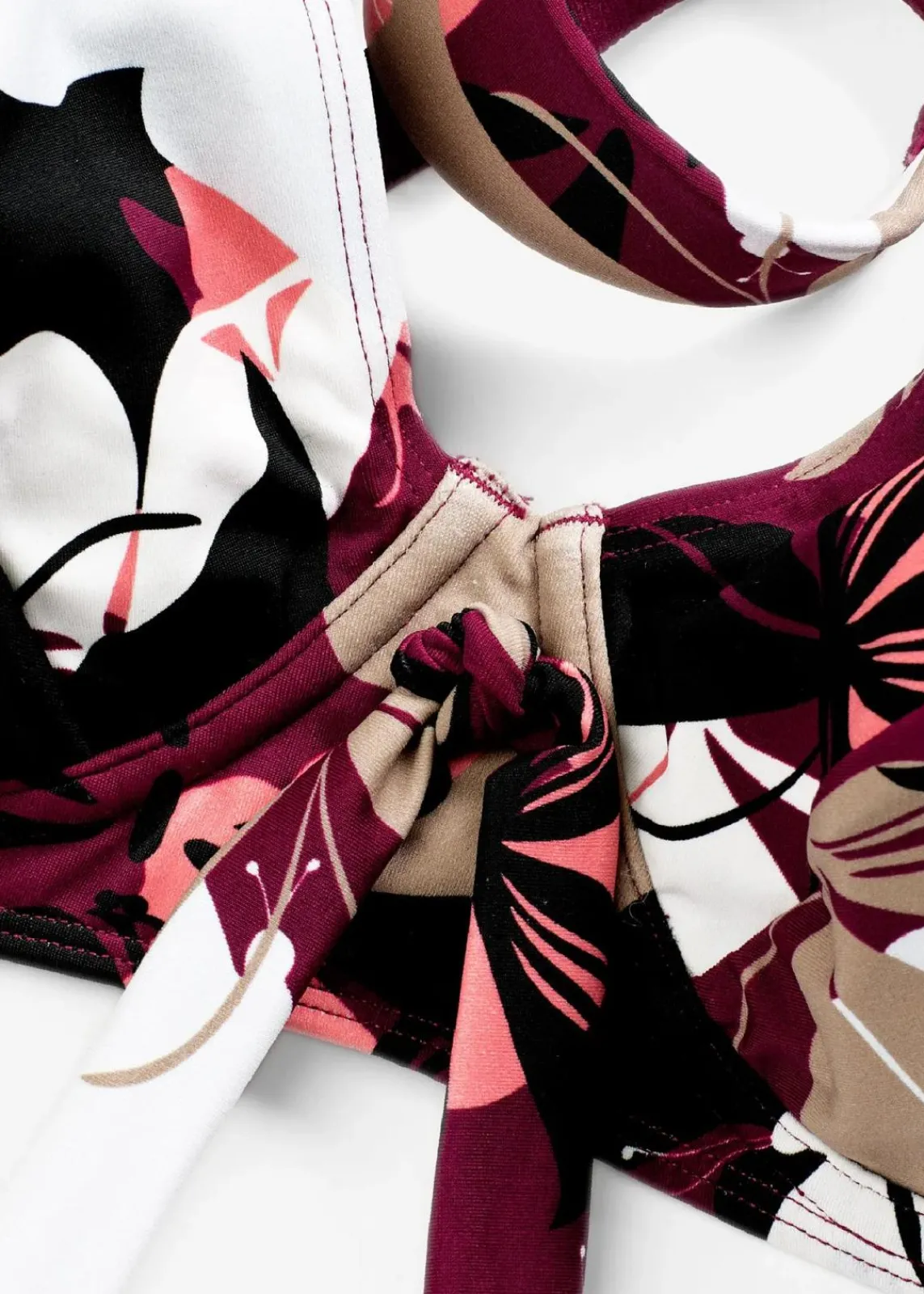bonprix Nachhaltigere Materialien|Bademode·Bikinis^Minimizer-Bikini mit gepolsterten Trägern (2-tlg.Set) beere bedruckt