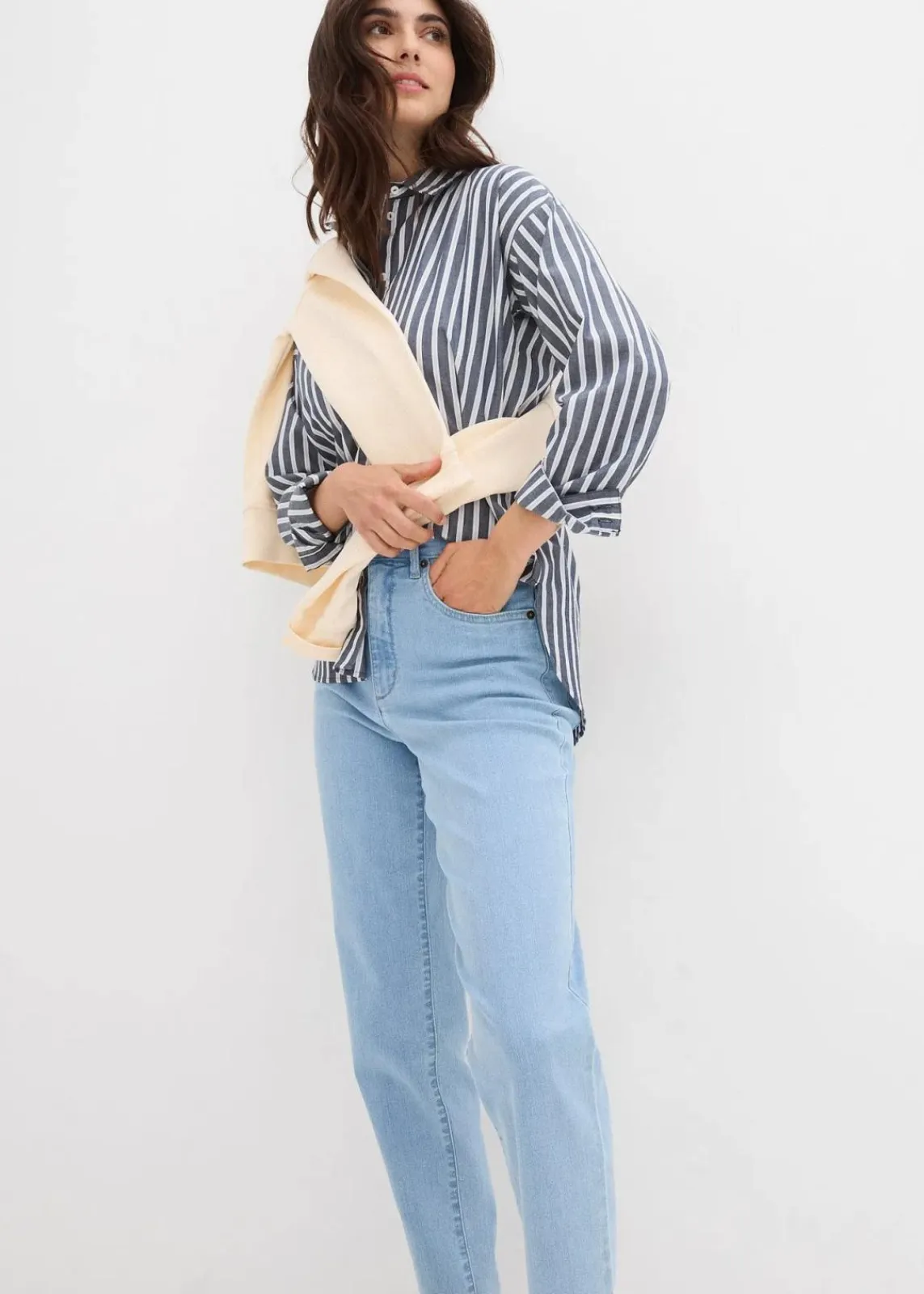 bonprix Jeans|Bekleidung·Shirts & Tops^Mom Jeans High Waist, Stretch eisblau denim used